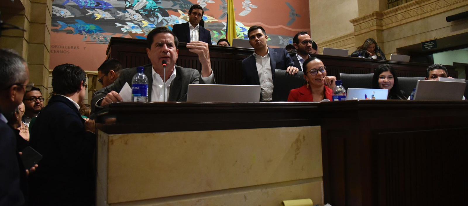 El Ministro del Interior, Juan Fernando Cristo, en el último debate.