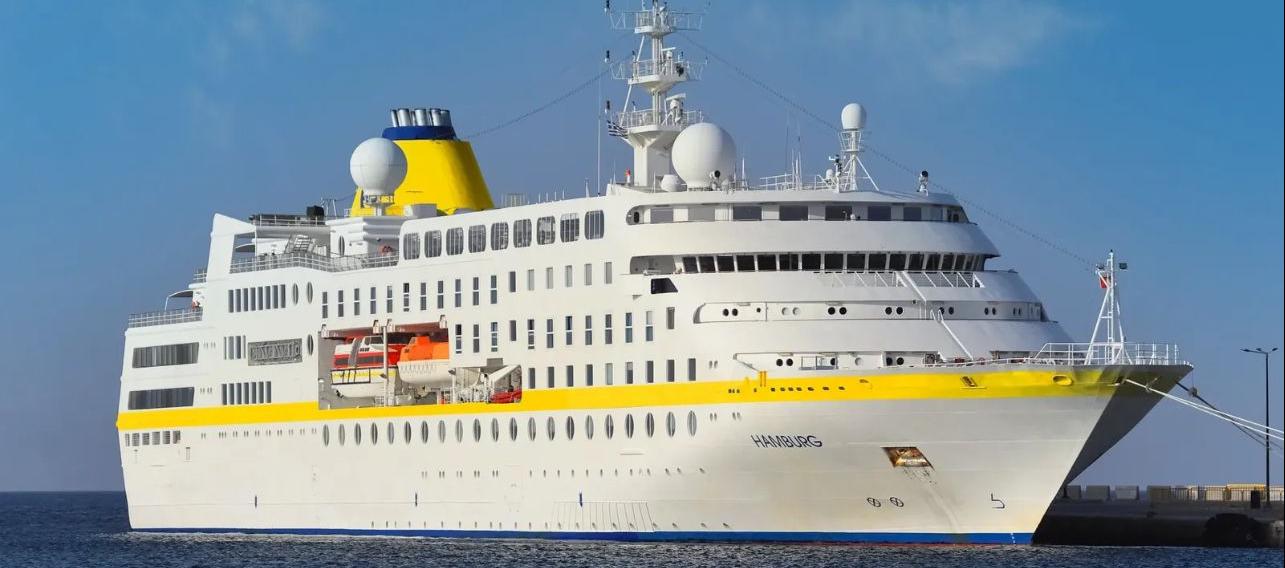 El MS Hamburg, de la línea alemana Plantours Kreuzfahrten. 
