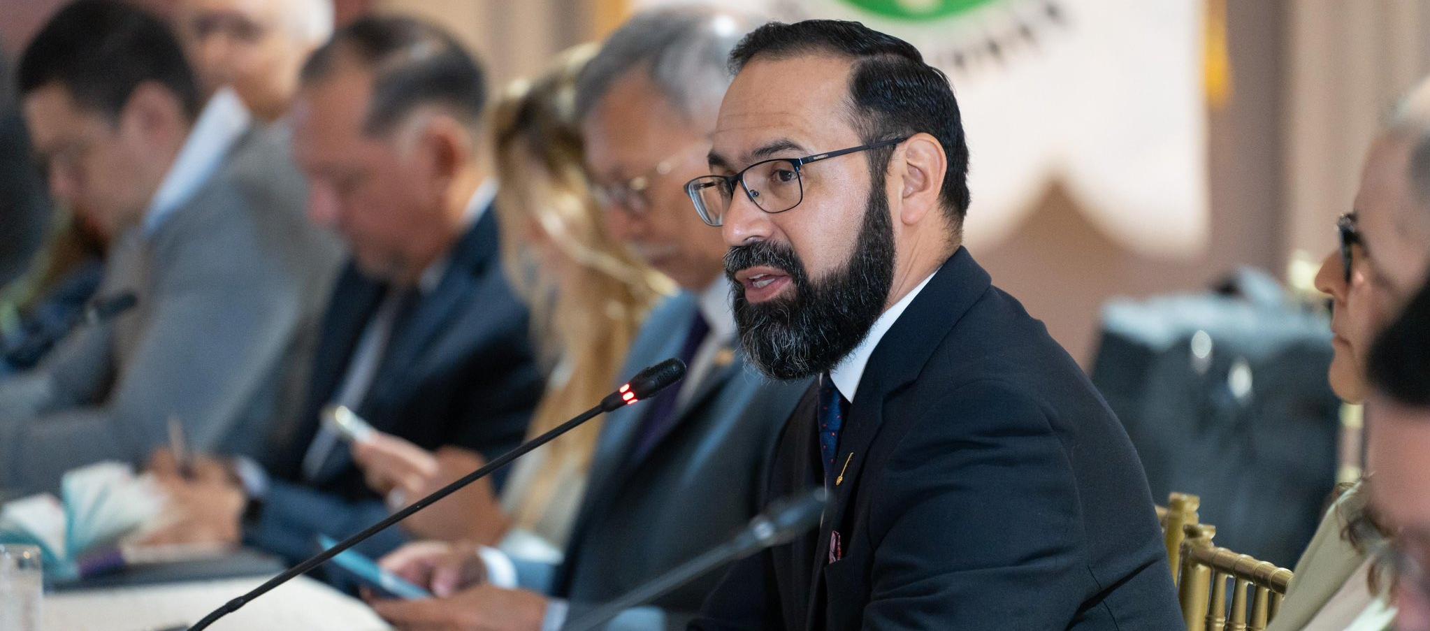 El Ministro de Minas y Energía, Andrés Camacho.