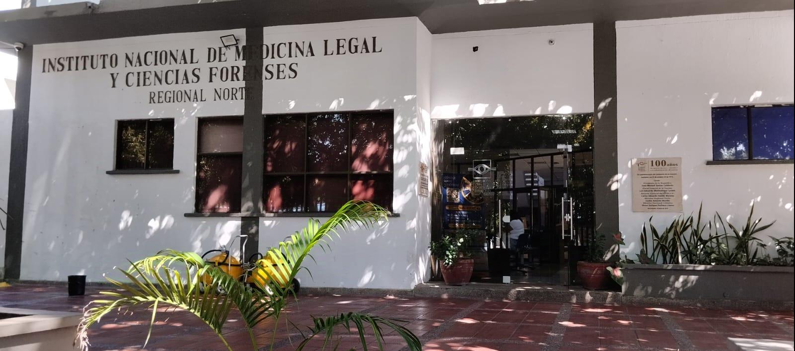 El cuerpo de la víctima fue llevado a Medicina Legal. 