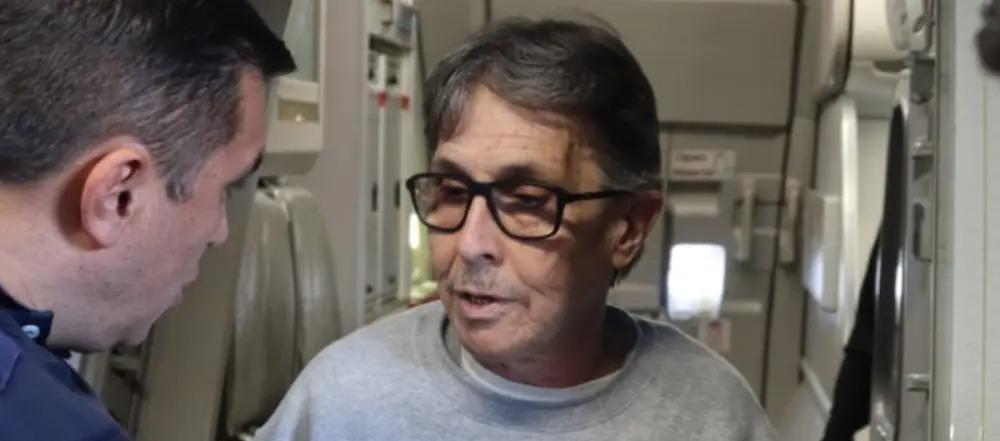 Fabio Ochoa en su llegada a Colombia este lunes.