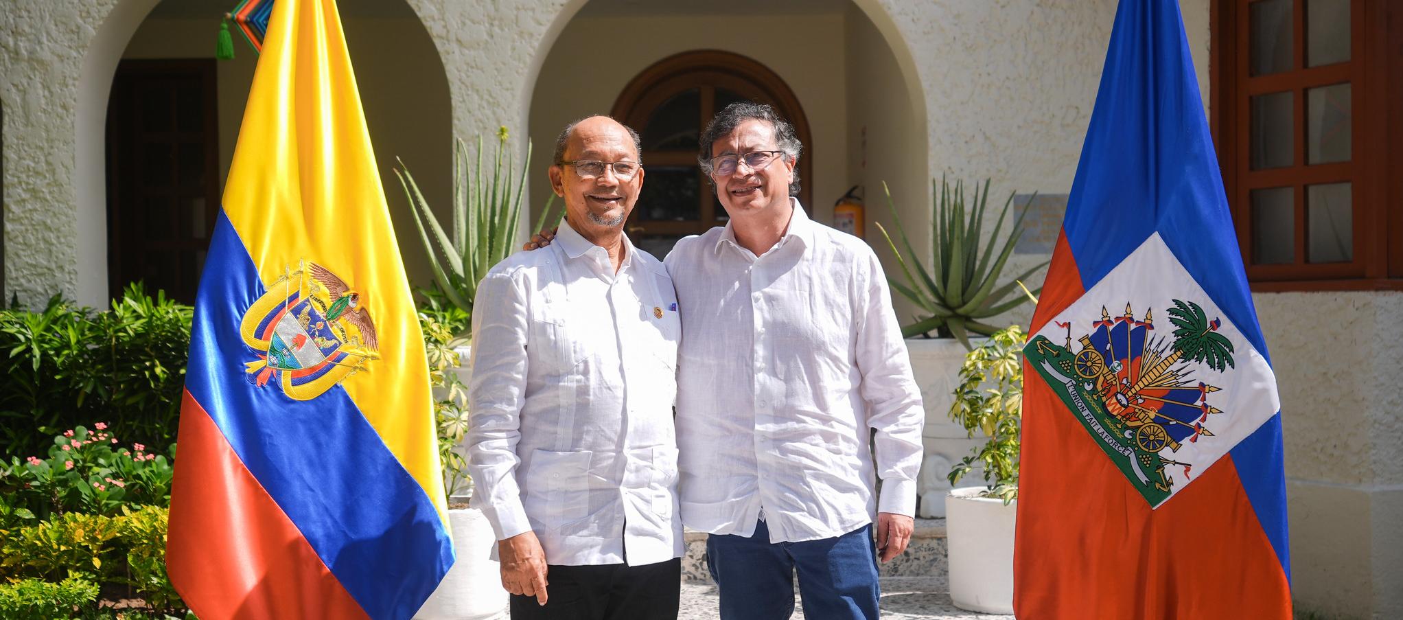 El Presidente Gustavo Petro y el Presidente del Consejo de Transición de la República de Haití, Leslie Voltaire.