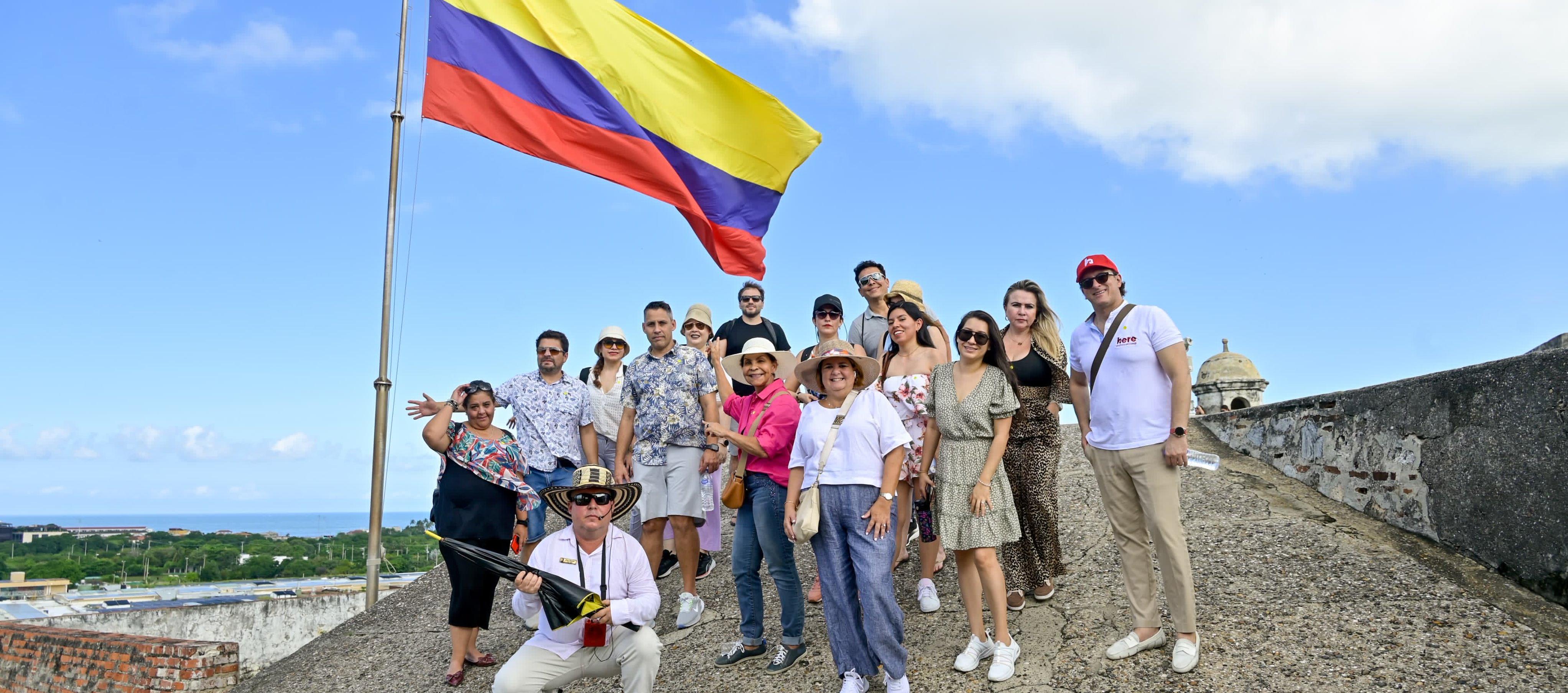 Agentes de viajes mayoristas y minoristas de EE. UU., México, Perú, Ecuador y Chile, en un viaje de familiarización por Cartagena.