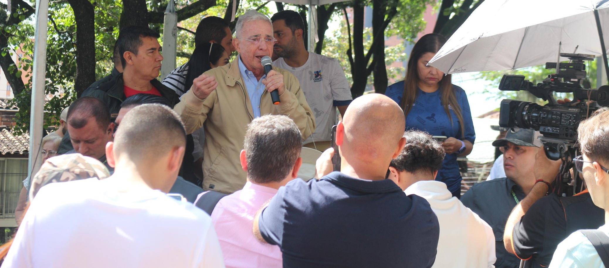 El expresidente Álvaro Uribe Vélez.