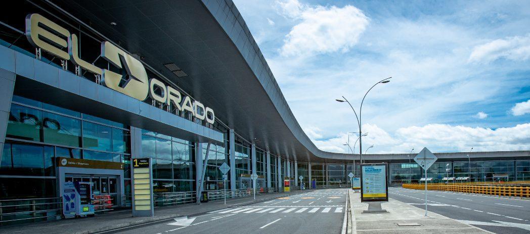 Fachada del aeropuerto El Dorado de Bogotá.