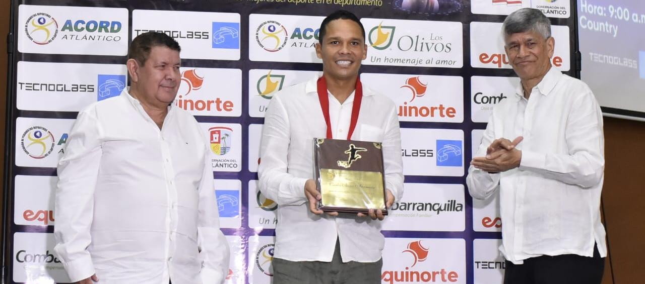 Carlos Bacca fue el Deportista del Año Acord Atlántico en 2023. 