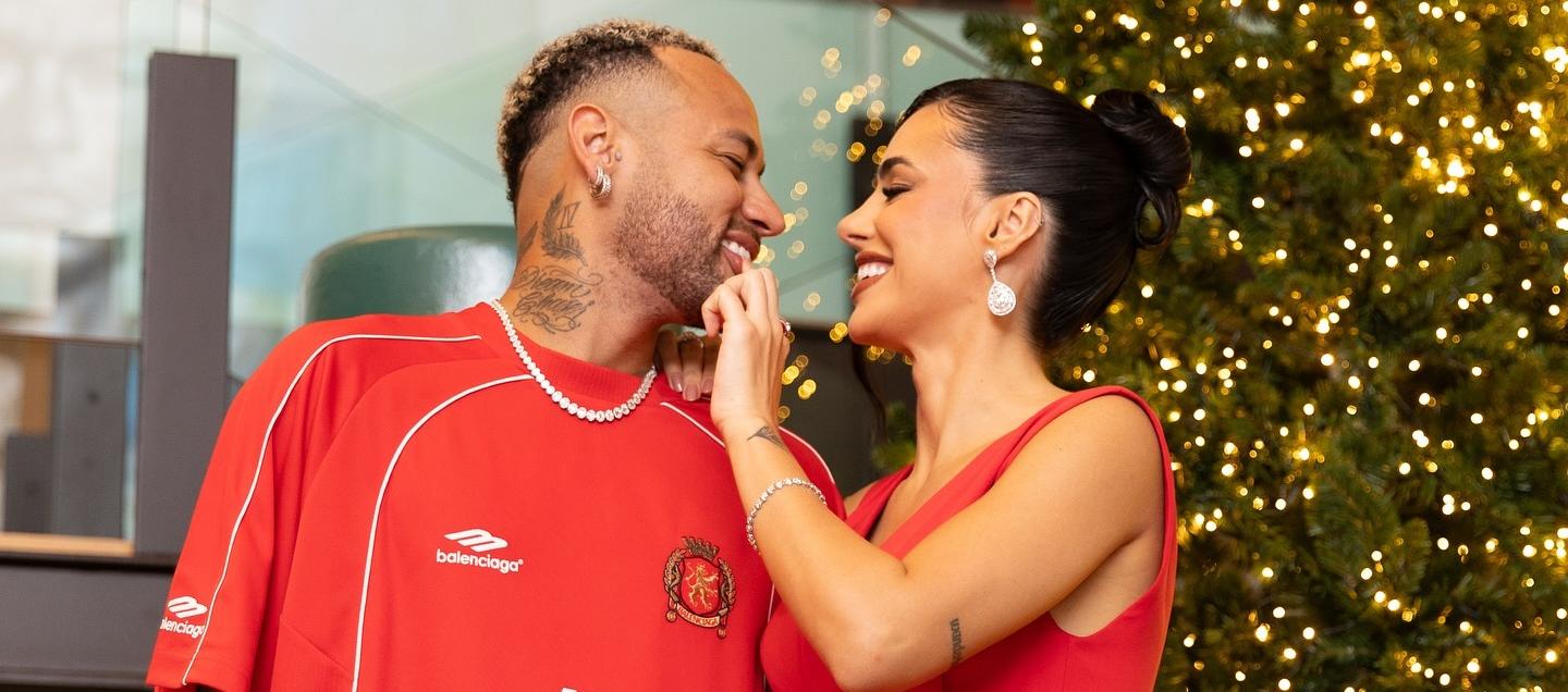 El futbolista brasileño Neymar y pareja Bruna Biancardi. 