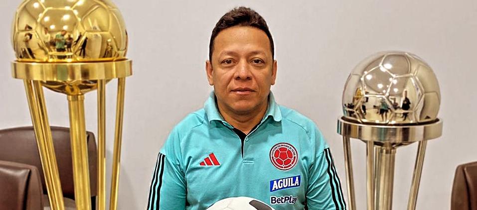 Roberto Bruno, entrenador de las Selecciones Colombia de futsal.