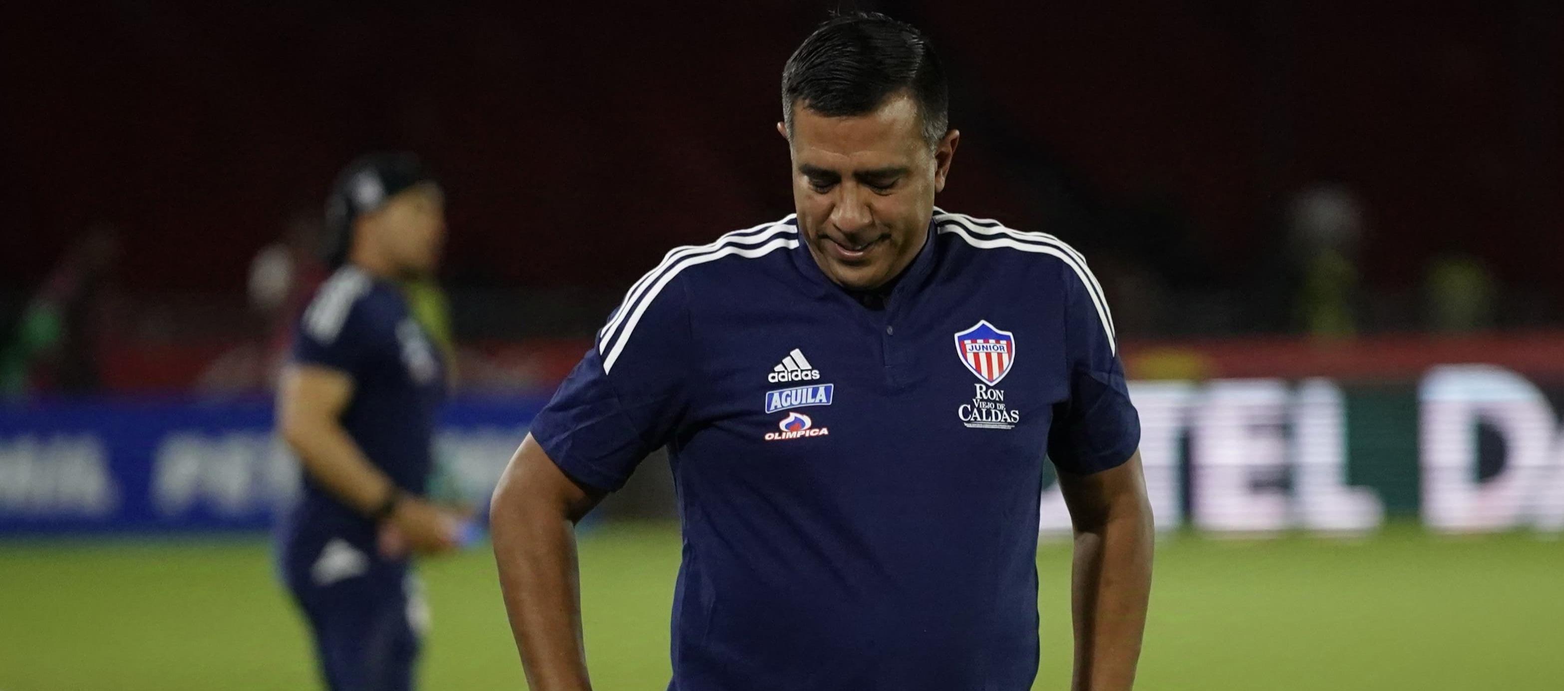 César Farías, técnico del Junior, durante el partido contra Once Caldas. 