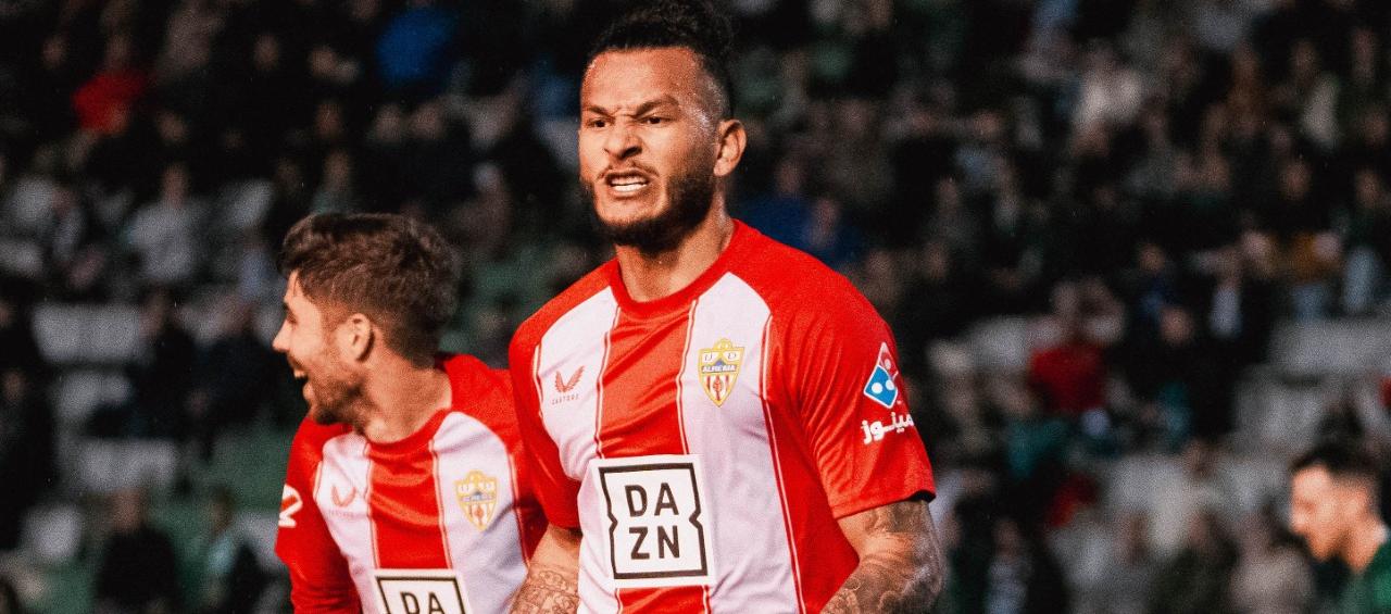 El colombiano Luis Suárez con Almería.