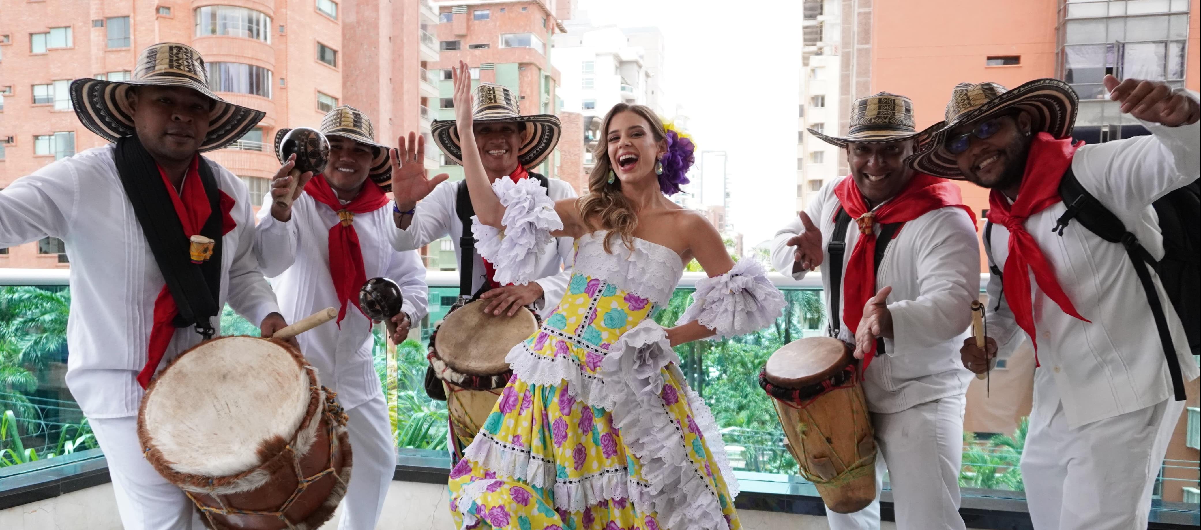 La reina Tatiana estará en escena con 450 bailarines.