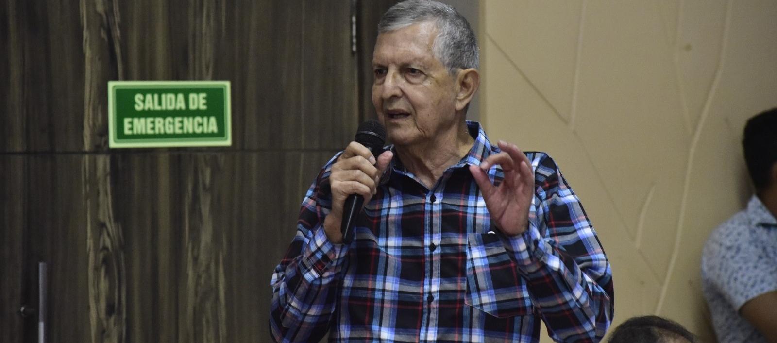 Norman Alarcón, presidente de la Liga Nacional de Usuarios.