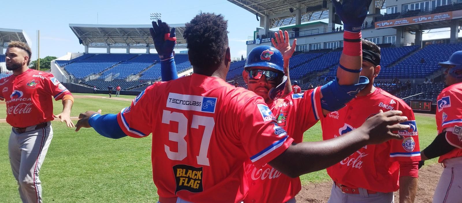 Caimanes sigue sin conocer la victoria en la Serie de las Américas.