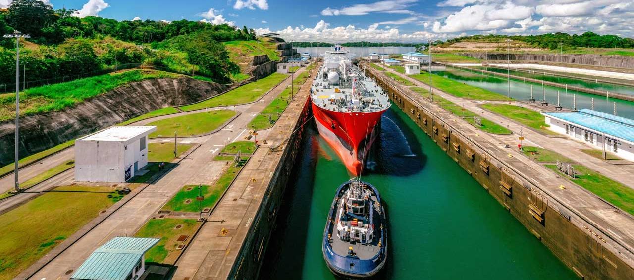 Canal de Panamá. 