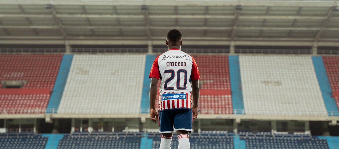 Deiber Caicedo en el Metropolitano.