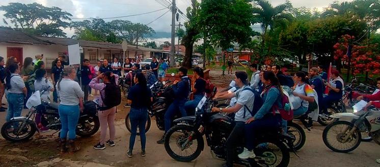 Docentes en protesta en el Catatumbo.