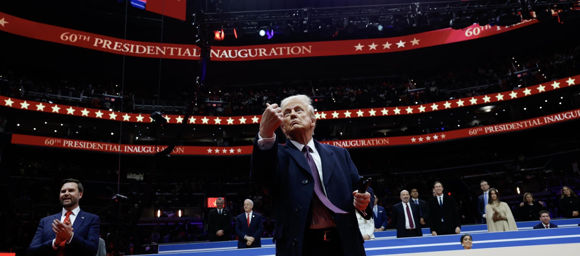 Donald Trump firmó este mismo lunes el decreto para actuar contra la migración masiva. 