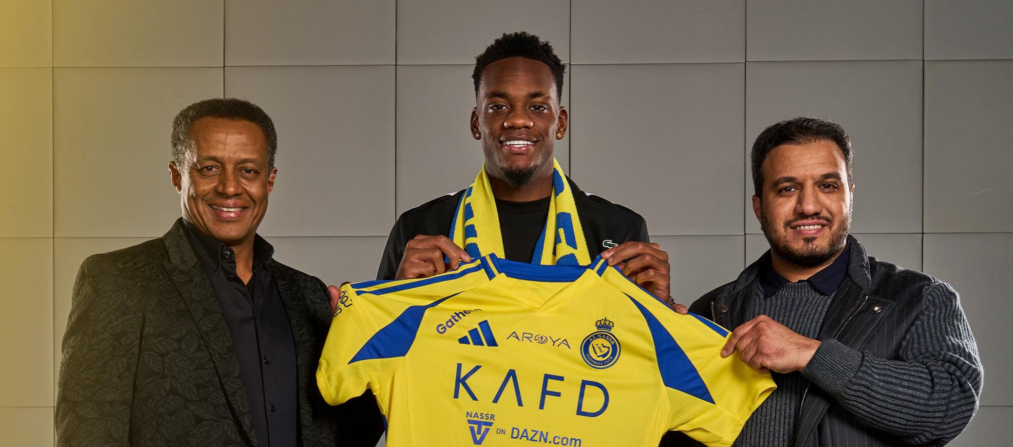 Jhon Durán con el Al Nassr.