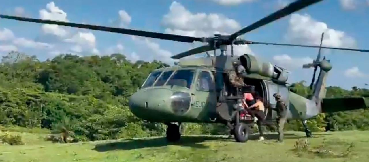 El Ejército evacuando a firmantes de paz y sus familias en Norte de Santander. 