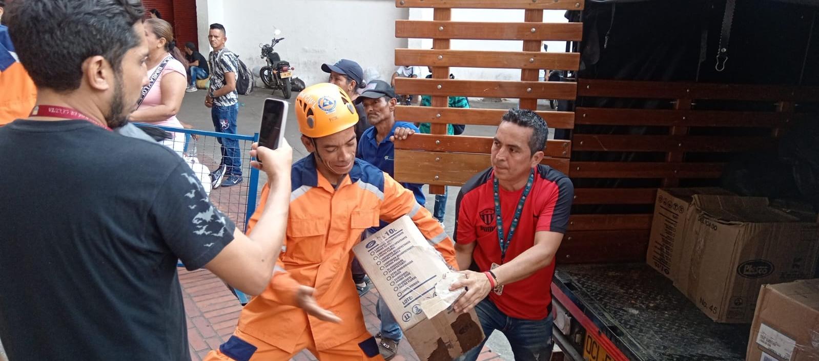 Entrega de ayudas humanitarias en Cúcuta.