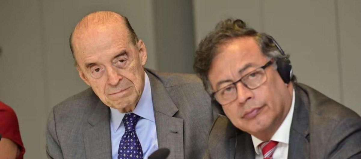 Álvaro Leyva y Gustavo Petro.