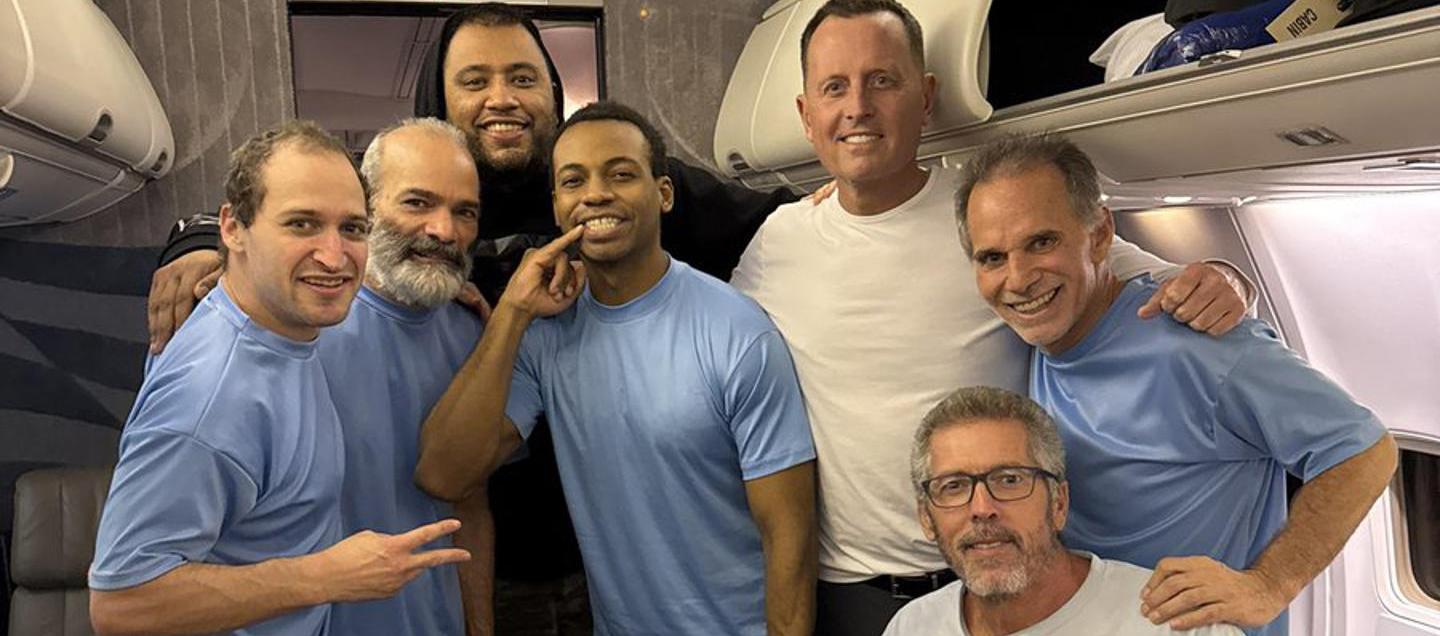 Los seis estadounidenses liberados junto con Richard Grenell. 