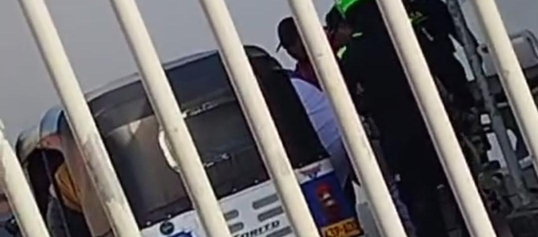 La víctima fue llevada en un motocarro hasta la Clínica Adela de Char de Soledad, donde falleció. 