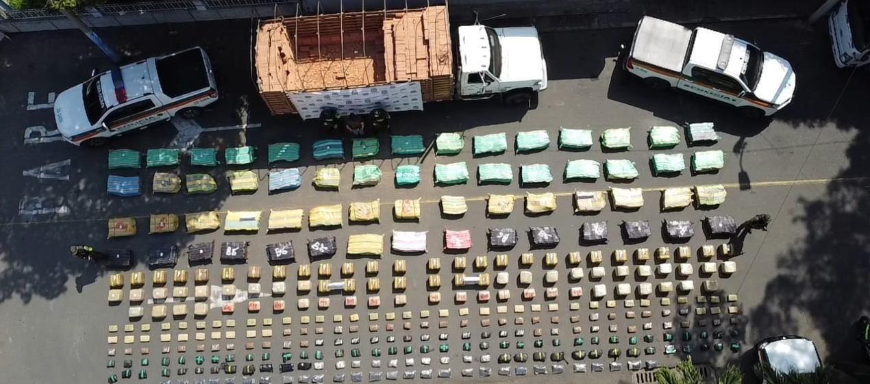 La marihuana incautada por la Policía. 