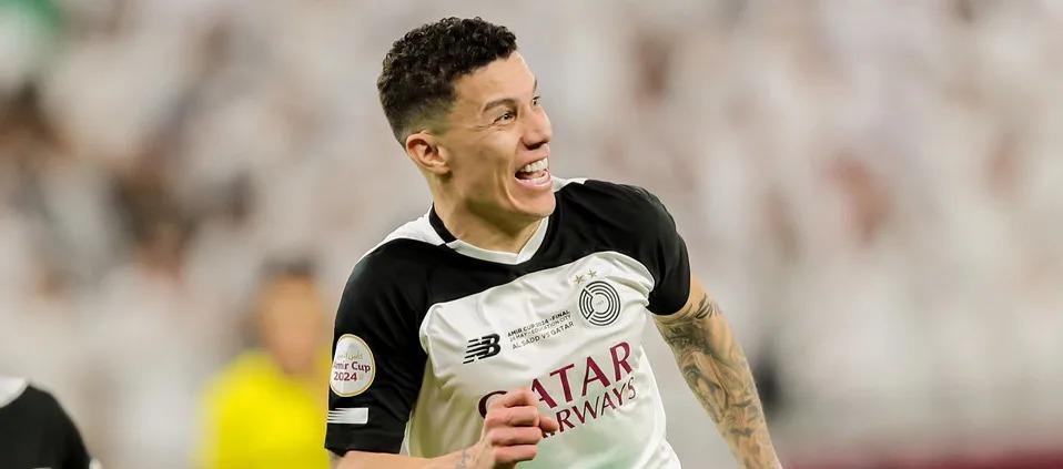 Matheus Uribe con Al Sadd de Qatar.