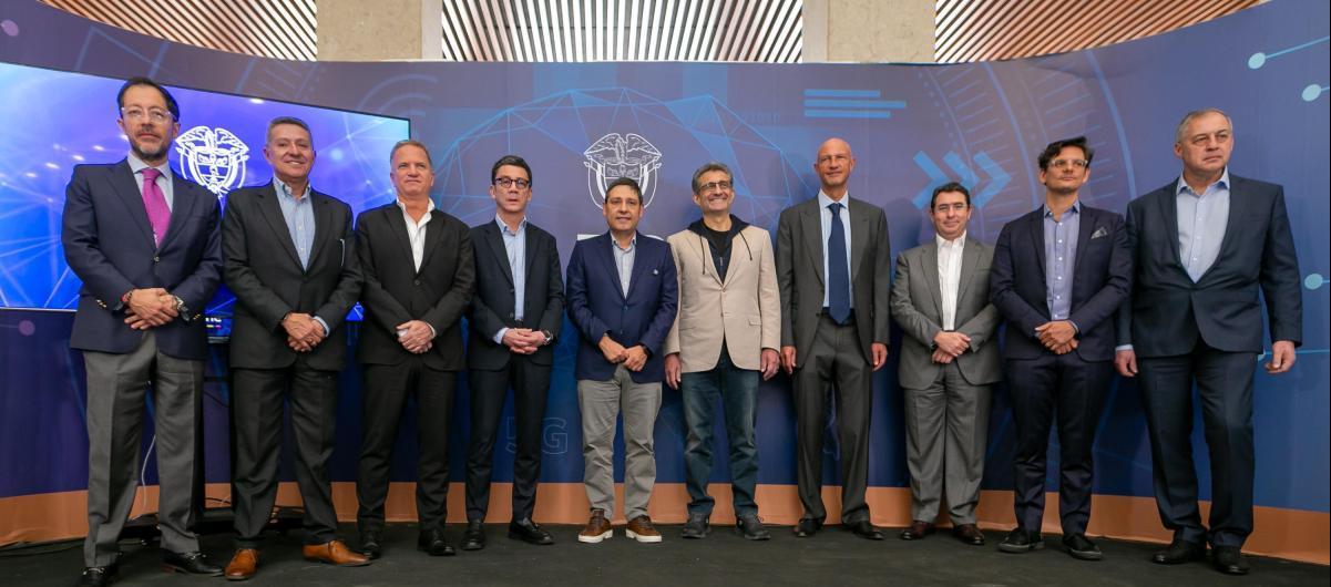 Mintic y SUR Holdings, nuevo dueño de Wom Colombia. 