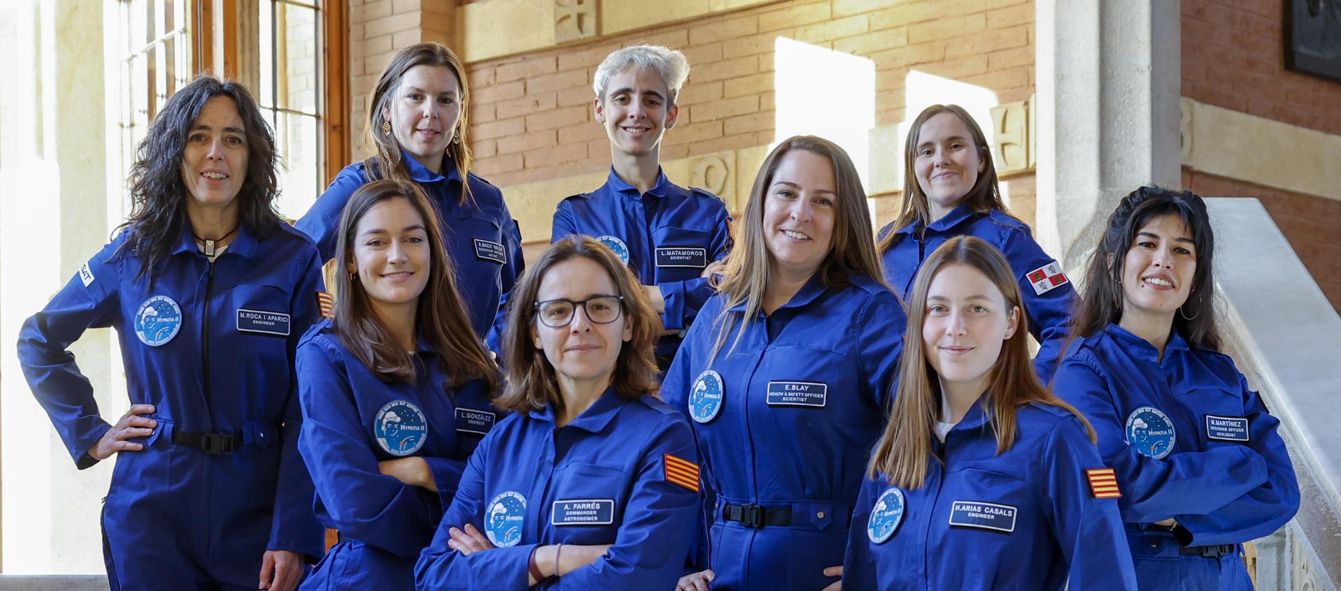 Nueve mujeres astronautas del proyecto Hypatia II. 