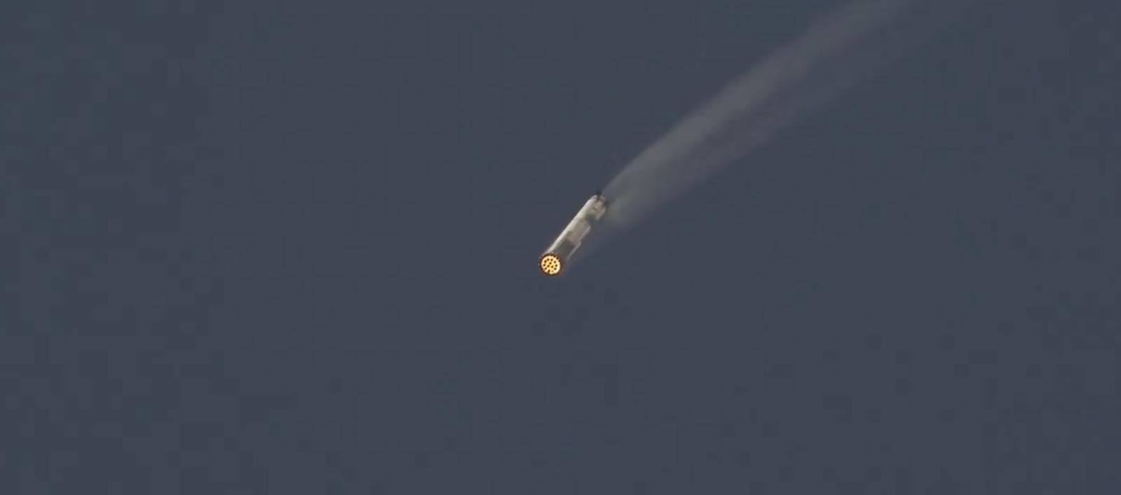 Starship en su despegue.