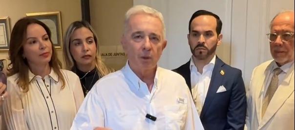 El expresidente Álvaro Uribe Vélez.