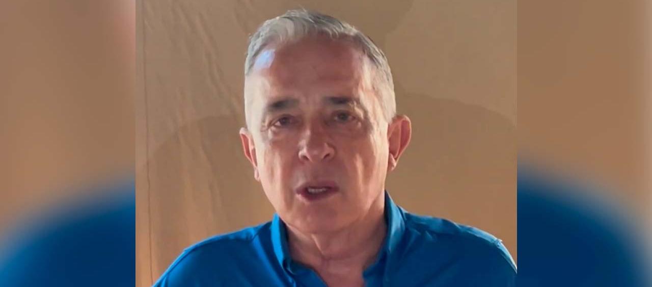 Álvaro Uribe.