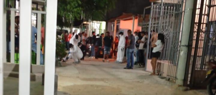 El CTI de la Fiscalía en el lugar de los hechos. 