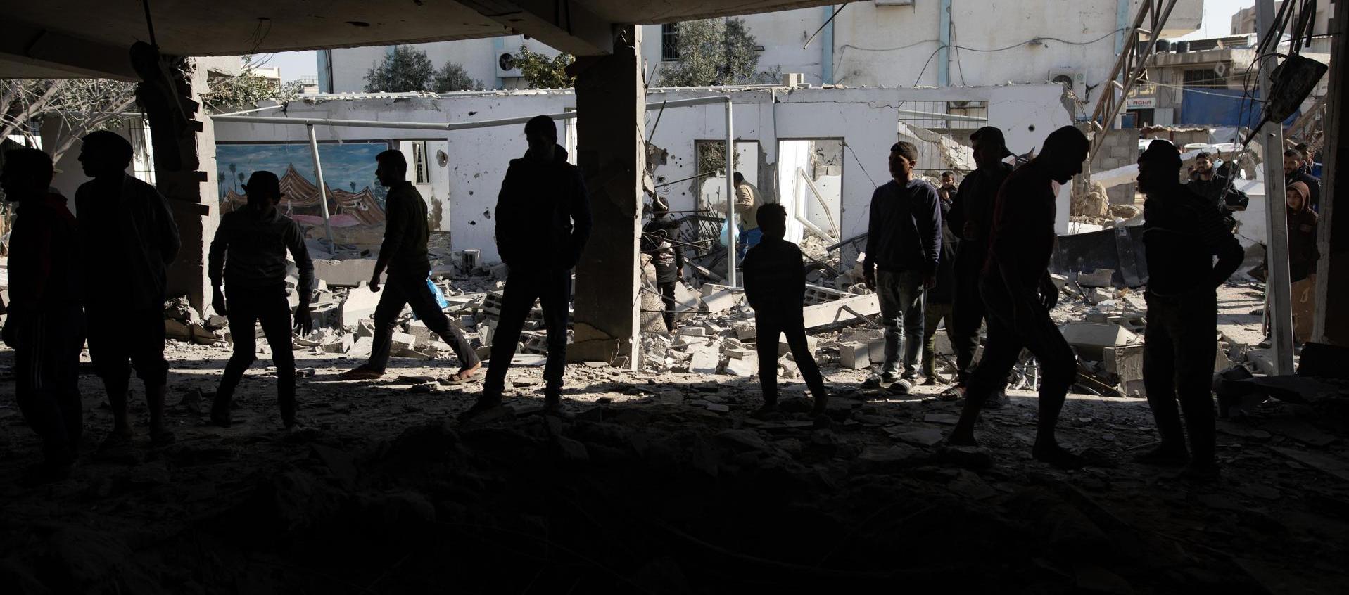 Zona destruida en el sur de Gaza por ataque aéreo israelí.