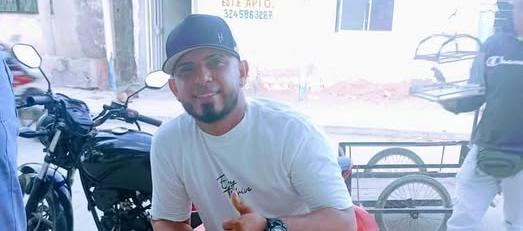 César Augusto Pomares.