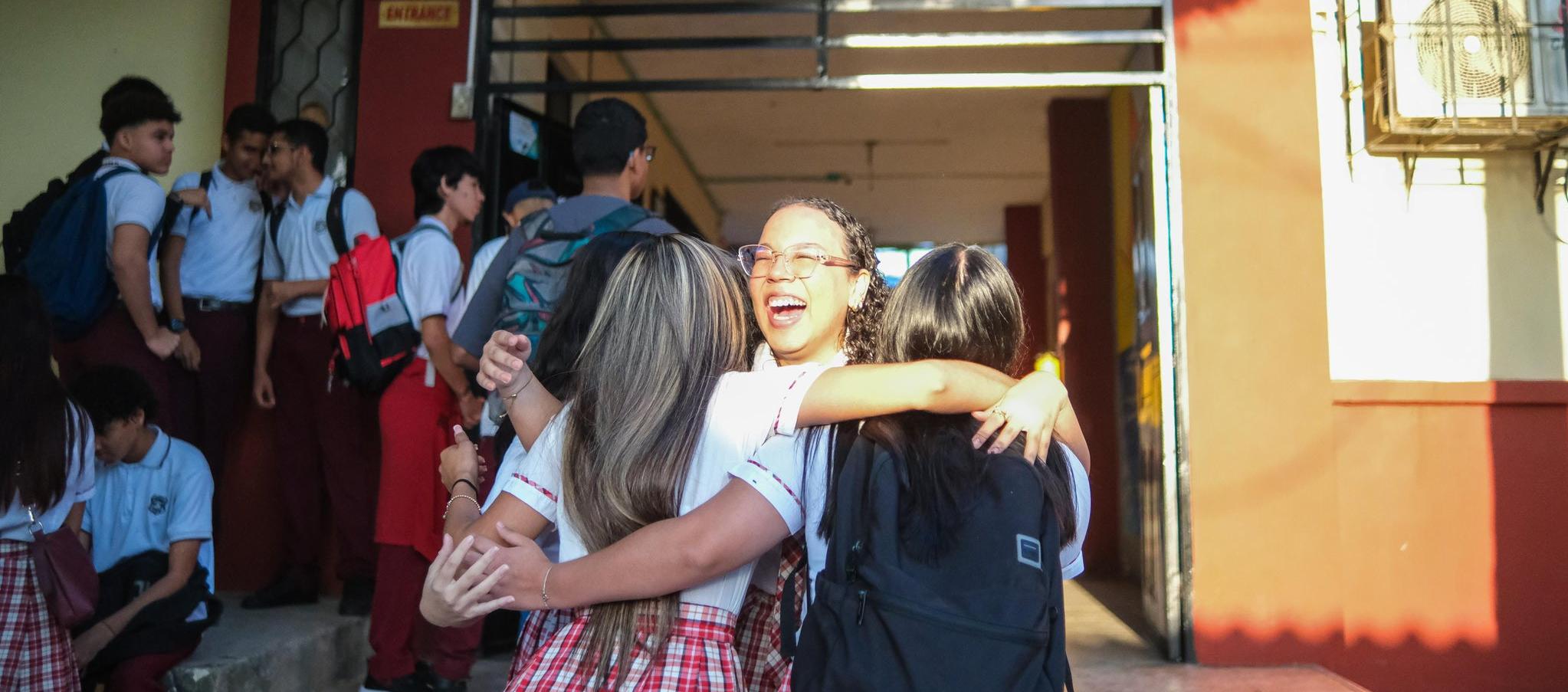 Estudiantes en su regreso a clases en la IE María Auxiliadora de Galapa.