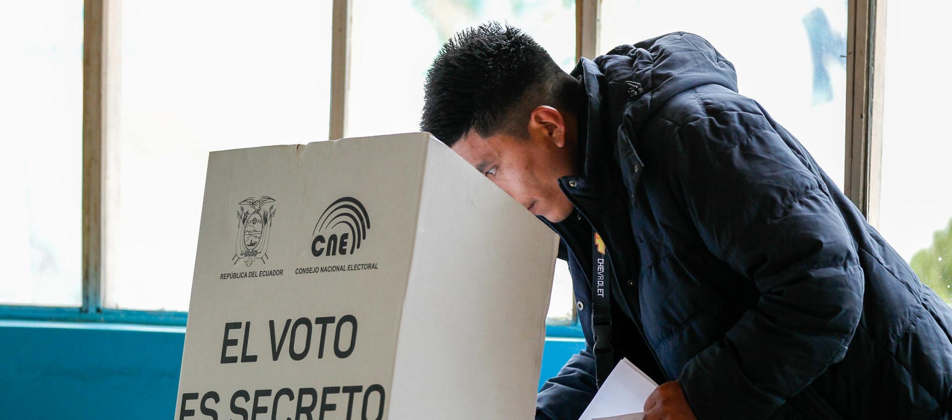 Las elecciones presidenciales iniciaron este domingo.