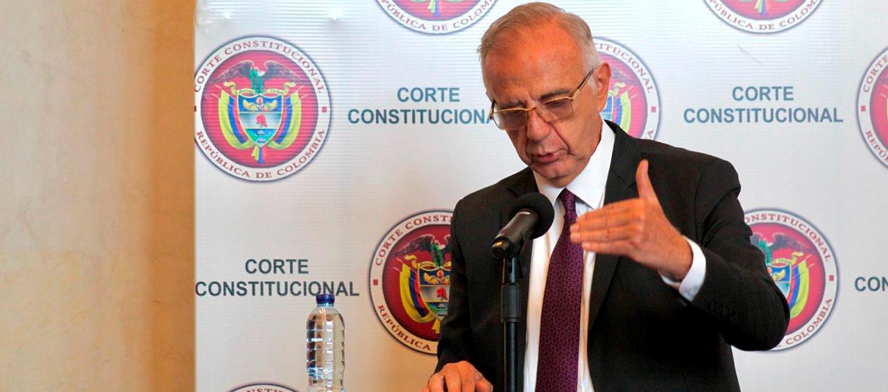 Iván Velásquez, Ministro de Defensa.