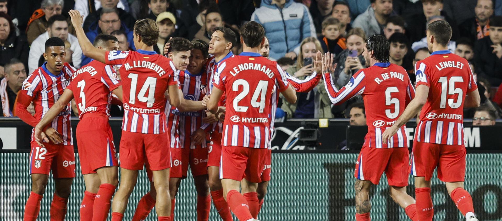 Jugadores del Atlético de Madrid celebrando uno de los goles.