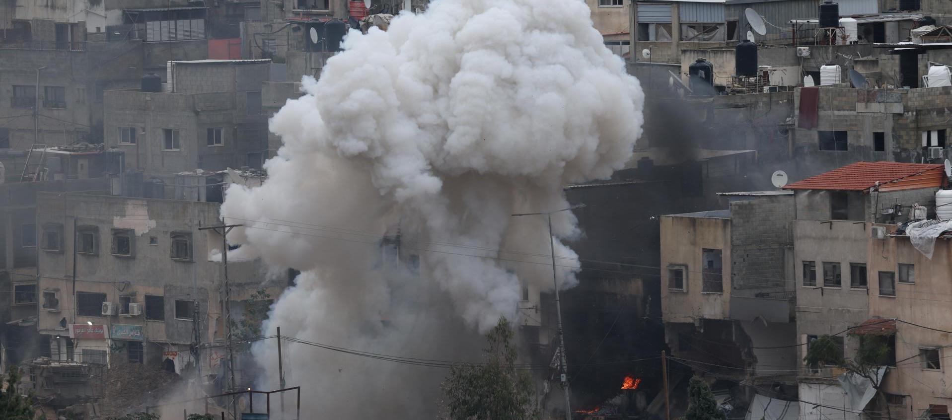 Humo tras ataques de Israel.