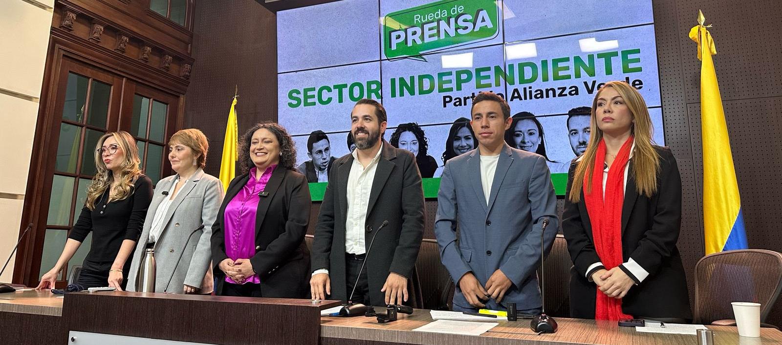Los congresistas de Alianza Verde que pidieron la escisión. 
