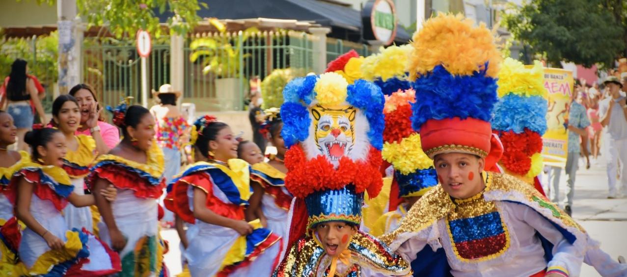 Organizados por Fayfa.