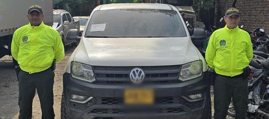Camioneta recuperada por la Policía. 