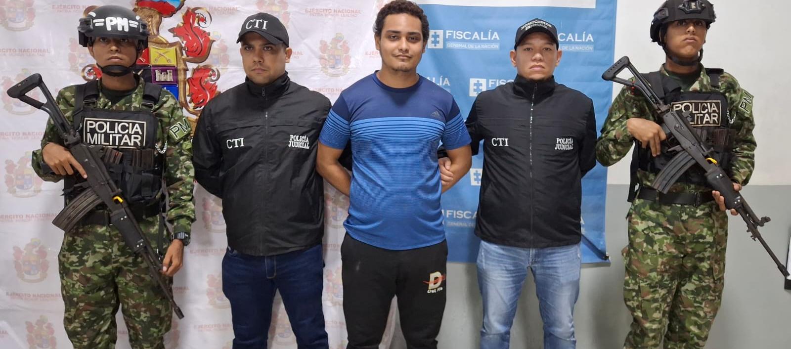 Johan Emilio Rebolledo Avilez tras ser capturado. 