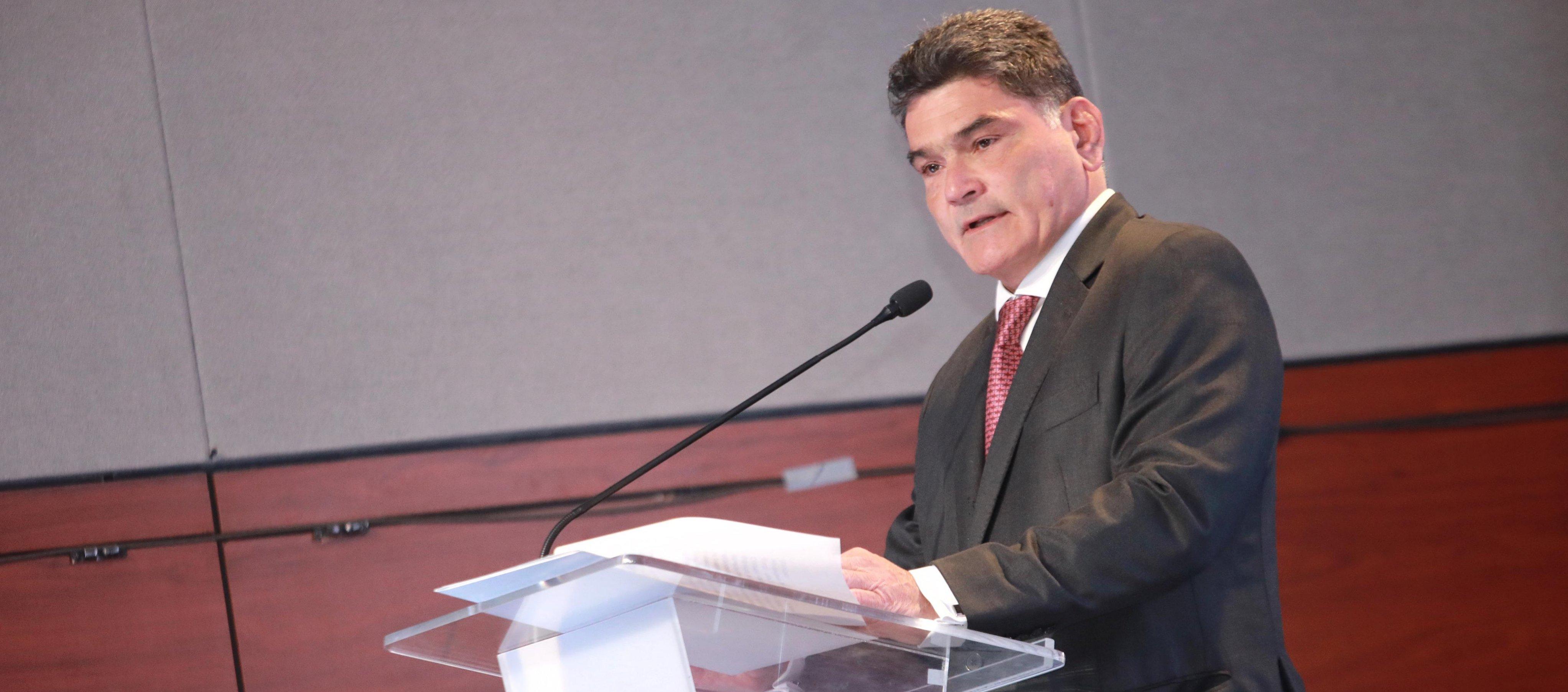 Gregorio Eljach, Procuradora General.