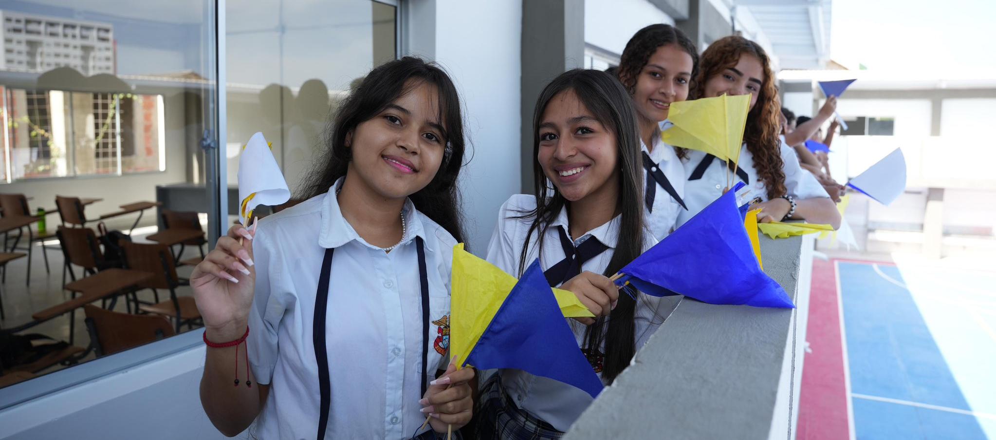 Imagen de las estudiantes de la Institución.