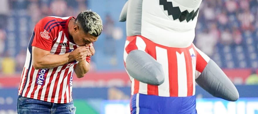 Teófilo Gutiérrez en su presentación con Junior el pasado jueves.