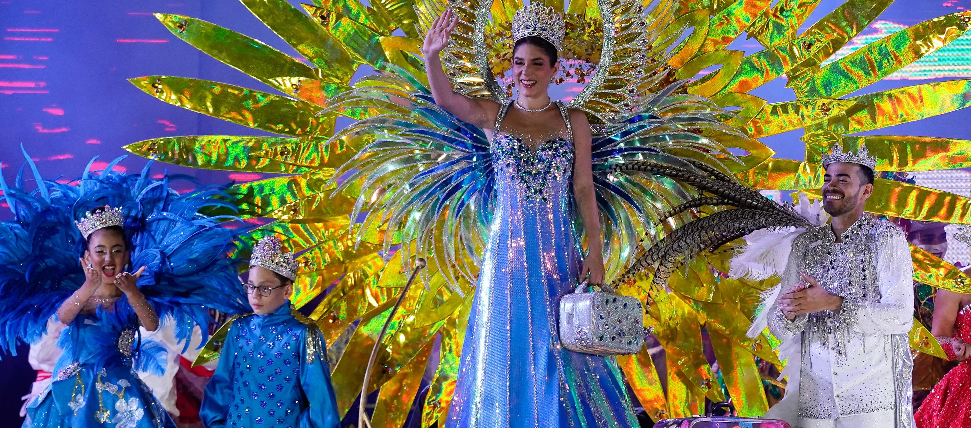 Los reyes del Carnaval de la 44. 